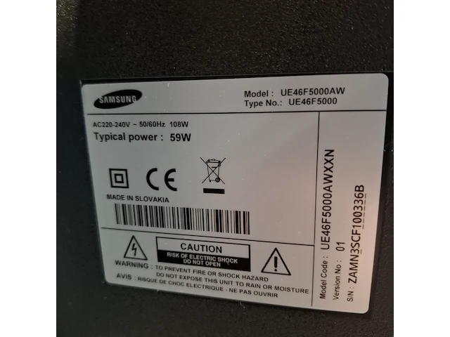 2x televisie op standaard , samsung, ue46f5000aw - afbeelding 8 van  10