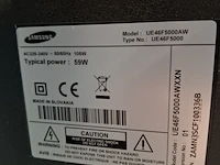 2x televisie op standaard , samsung, ue46f5000aw - afbeelding 8 van  10