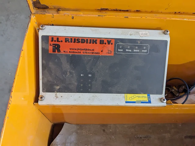 2x tijdelijke verkeersregelinstallatie - afbeelding 3 van  12