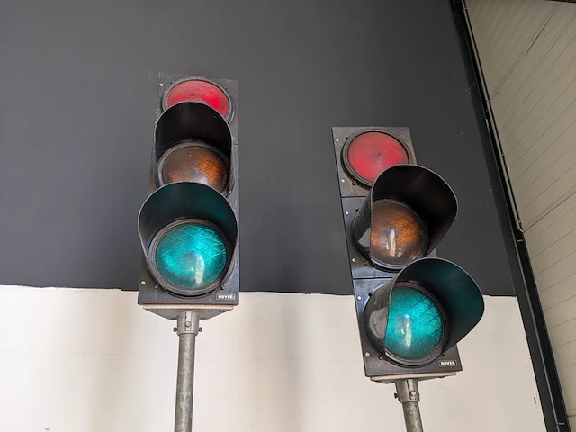 2x tijdelijke verkeersregelinstallatie - afbeelding 8 van  12