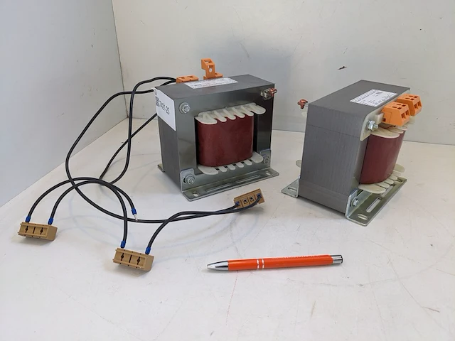 2x transformator 230v - 42v aee - afbeelding 1 van  7