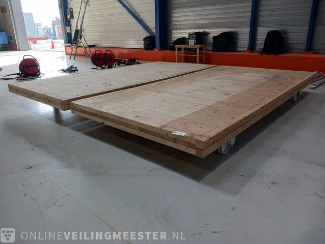 2x transporthond - afbeelding 1 van  7