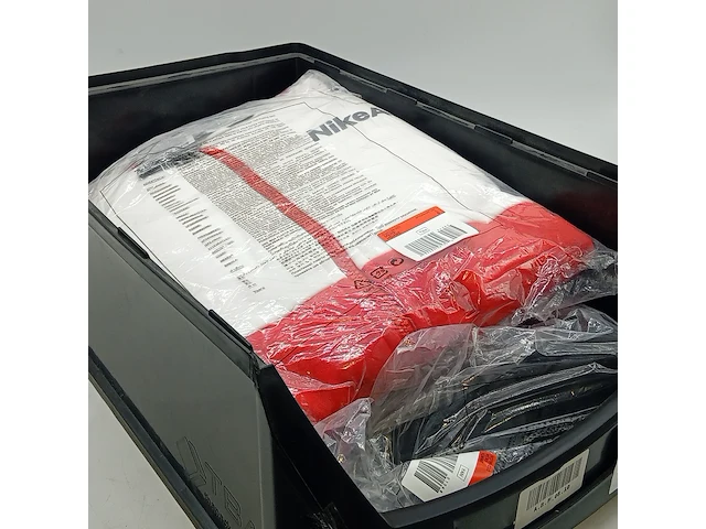 2x trui en 1x jas, maat l, nike - afbeelding 9 van  9