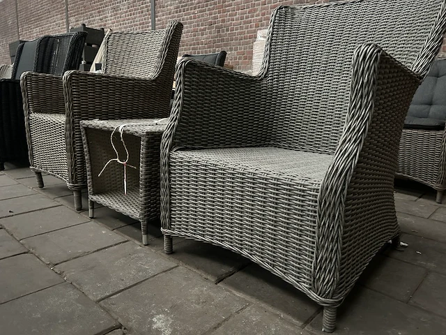 2x tuinstoel met 1x tafel w.o. denza - afbeelding 2 van  7