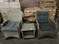 2x tuinstoel met 1x tafel w.o. denza - afbeelding 1 van  6