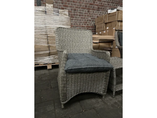 2x tuinstoel met 1x tafel w.o. denza - afbeelding 2 van  6