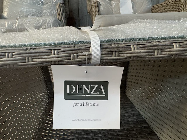 2x tuinstoel met kussens met 1x bijzettafel met glasplaat w.o. denza - afbeelding 7 van  7