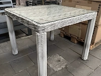 2x tuintafel met glasplaat 90x90 cm fonteyn, chesley, mixed grey - afbeelding 2 van  2