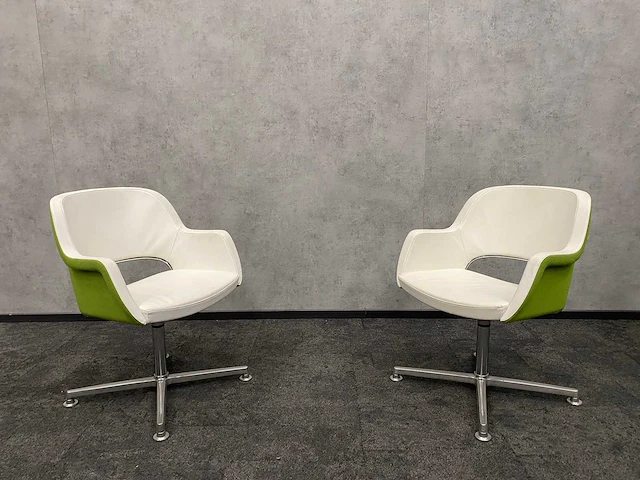 2x twinform - design fauteuil - wit leder/ groene stoffering - afbeelding 1 van  14