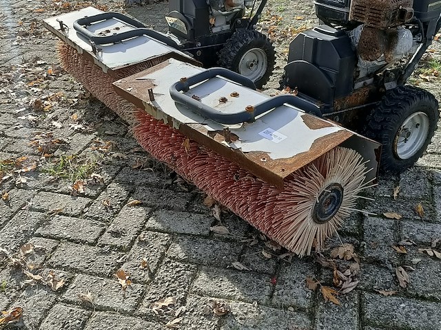 2x veegmachine rolbezem, lumag, km-800, 2013 - afbeelding 6 van  12