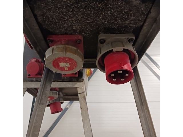 2x verdeelkast, quatro - afbeelding 14 van  14