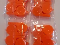2x verpakking van 4 fluitjes oranje - afbeelding 2 van  3