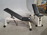 2x verstelbare fitnessbank, technogym - afbeelding 2 van  8