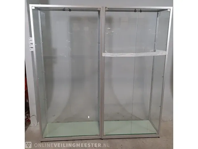 2x vitrinekast - afbeelding 1 van  9