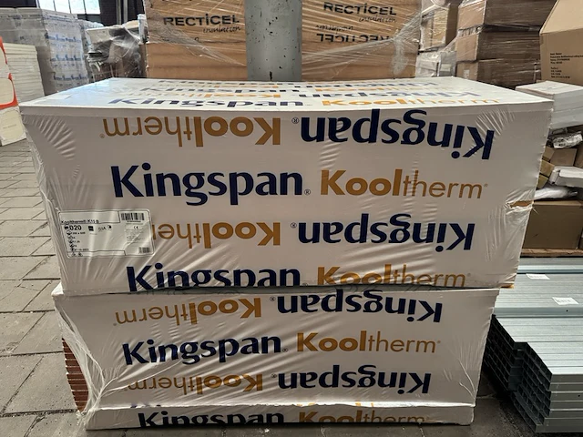 2x vliesgevelplaat 1200x600x20mm rd:0,95 24p/pak kingspan, kooltherm k15 resol - afbeelding 1 van  3