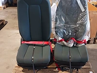 2x vrachtwagenstoel volvo - afbeelding 1 van  6