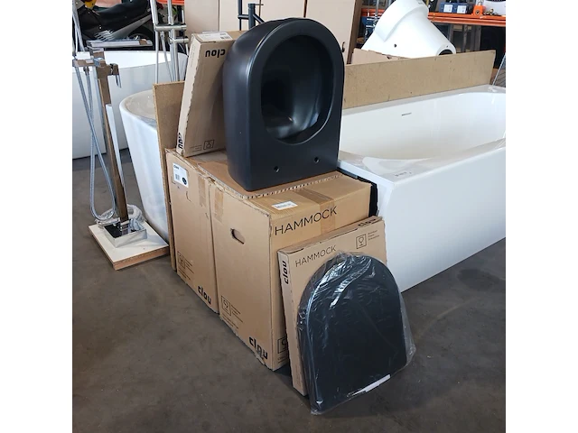 2x wandcloset, clou, hammock, matzwart - afbeelding 1 van  8