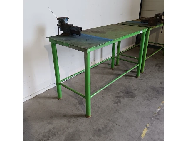 2x werkbank met bankschroef - afbeelding 2 van  15