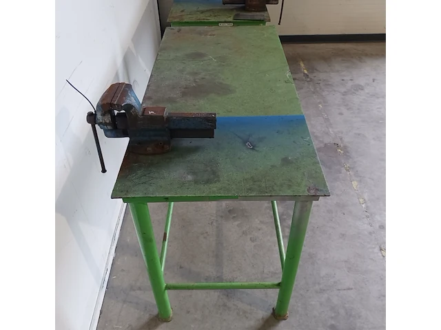 2x werkbank met bankschroef - afbeelding 4 van  15
