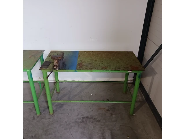 2x werkbank met bankschroef - afbeelding 10 van  15