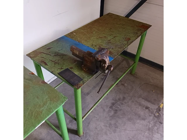2x werkbank met bankschroef - afbeelding 11 van  15