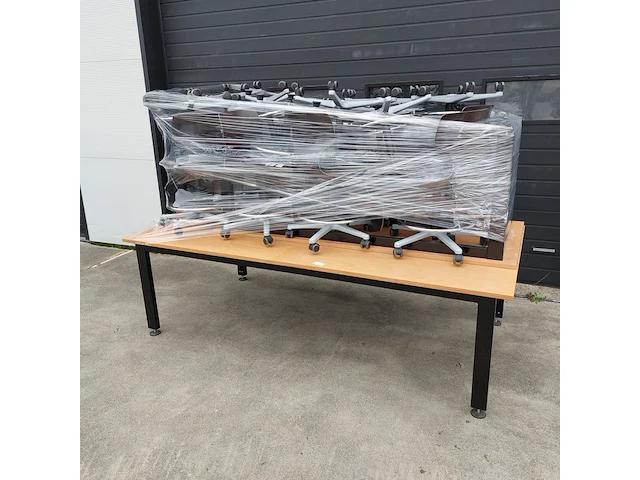 2x werktafel met 16x bureaustoel - afbeelding 2 van  8