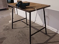 2x werktafel met bankschroef - afbeelding 9 van  12