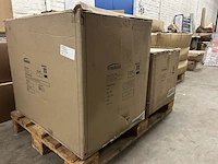 2x winkeldisplay trudeau - afbeelding 2 van  7