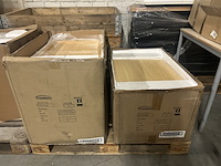 2x winkeldisplay, trudeau - afbeelding 1 van  6