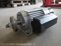 2x zaagmotor met rem - afbeelding 3 van  4