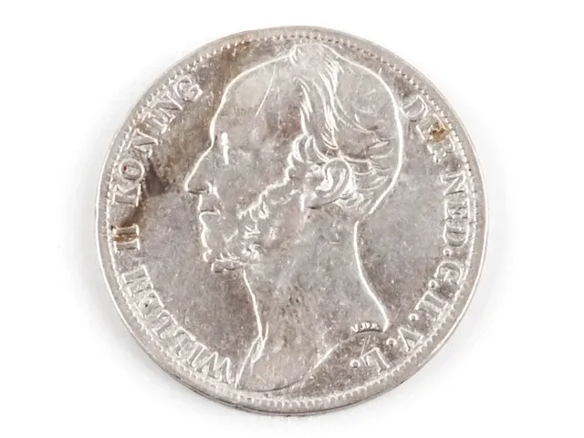 2x zilveren guldens koning willem 1847, 1848 - afbeelding 2 van  5