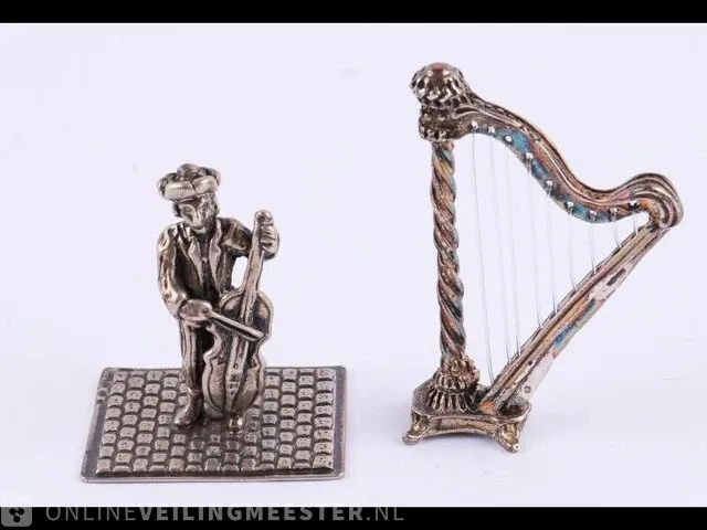 2x zilveren miniaturen - afbeelding 1 van  3