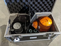 2x zwaailamp in flightcase - afbeelding 7 van  8