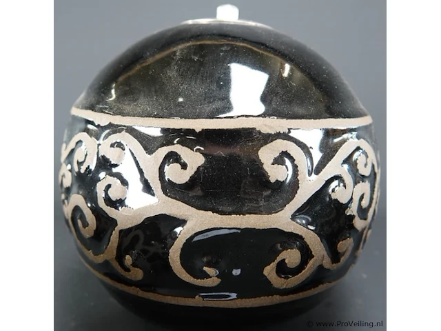 3 aardewerk bollen als olielamp - afbeelding 4 van  5