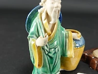 3 aardewerk chinese figuren - afbeelding 2 van  5