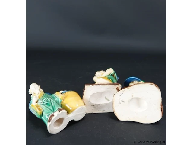 3 aardewerk chinese figuren - afbeelding 5 van  5