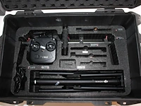 3-assige gimbal dji ronin r-16 voorzien van afstandsbediening, accu's, lader en accessoires in flightcase. - afbeelding 2 van  4