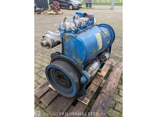 3-cilinder hatz d108 motor - afbeelding 8 van  14