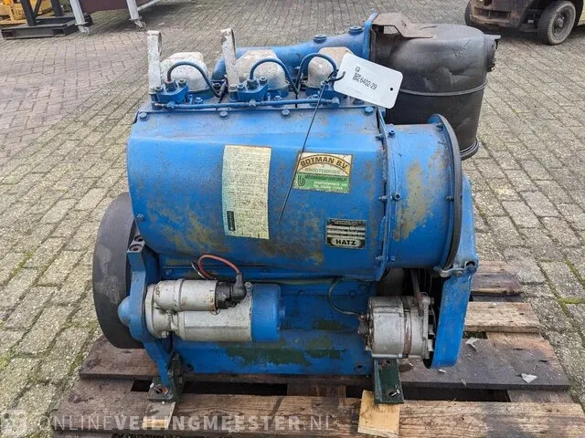 3-cilinder hatz d108 motor - afbeelding 9 van  14