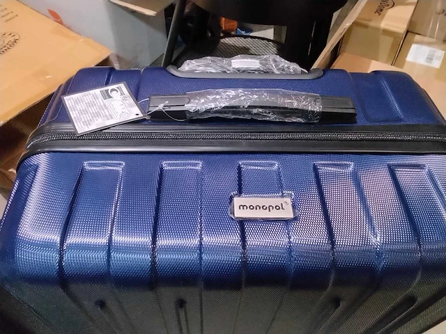3 delige harde reiskofferset met wieltjes - afbeelding 2 van  5