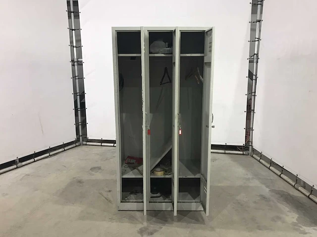 3-delige lockerkast met sleutels (2x) - afbeelding 7 van  7