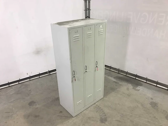 3-delige lockerkast met sleutels (2x) - afbeelding 6 van  8