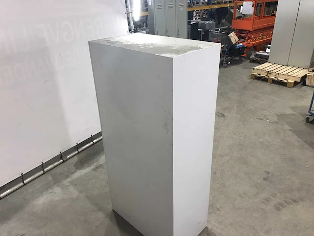3-delige lockerkast met sleutels (2x) - afbeelding 7 van  8