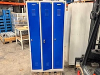 3-deurs lockerkast (2x) - afbeelding 1 van  1