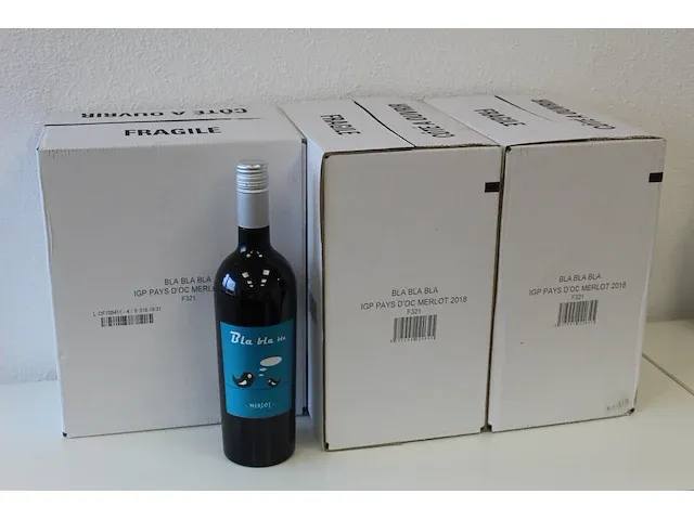 3 dozen 6 flessen merlot bla bla bla. 75 cl. jaartal 2018. alc. 13,5%. vin de pays dóc languedoc frankrijk.... - afbeelding 1 van  2