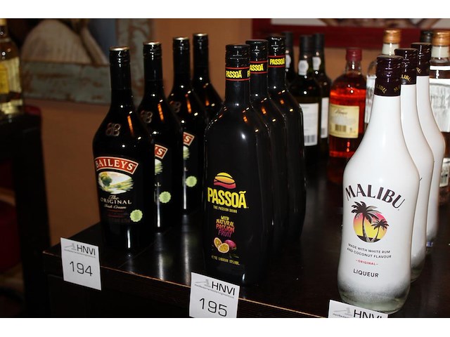 3 flessen passoa. - afbeelding 2 van  2