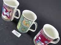 3 gedecoreerde mokken - afbeelding 2 van  5