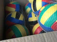 3 netjes met 3 foamballen - afbeelding 5 van  5