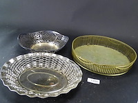 3 o.a. verzilverde ajour gevormde schalen - afbeelding 1 van  5