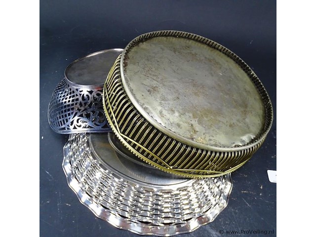 3 o.a. verzilverde ajour gevormde schalen - afbeelding 5 van  5
